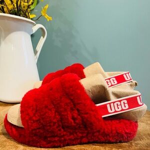 EUC UGG GIRLS SANDALS